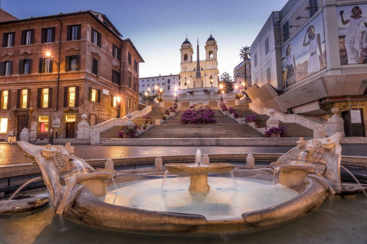 Spanish Steps Corner Rome Exterior photo